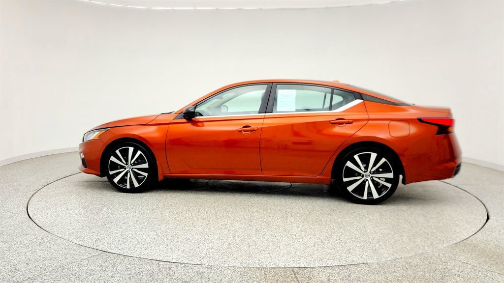 Used 2022 Nissan Altima 2.5 SR FWD image 8
