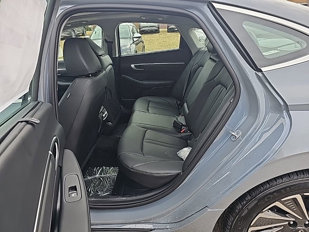 New 2026 Hyundai Sonata Limited FWD image 29