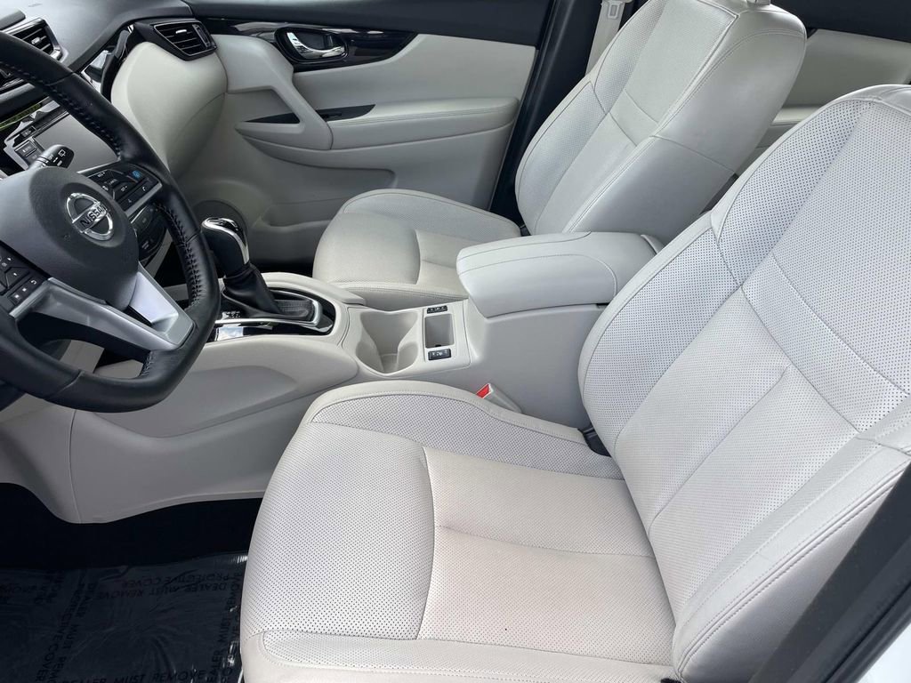 Used 2022 Nissan Rogue Sport SL image 20