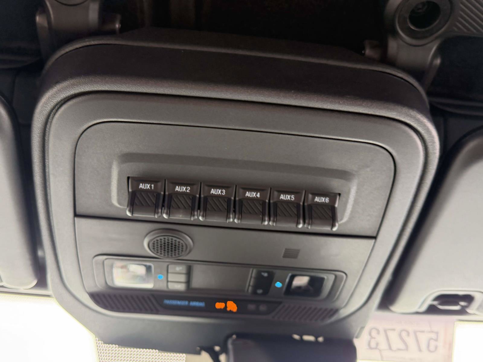 Used 2024 Ford Bronco Big Bend w/ Sasquatch Package AWD/4WD image 29