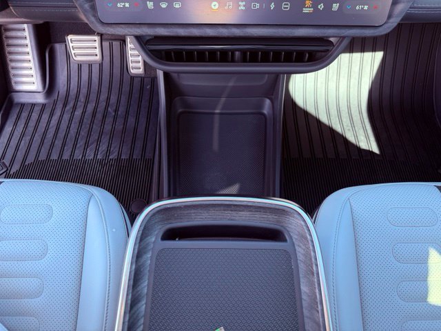 Used 2022 Rivian R1T Adventure AWD/4WD image 19