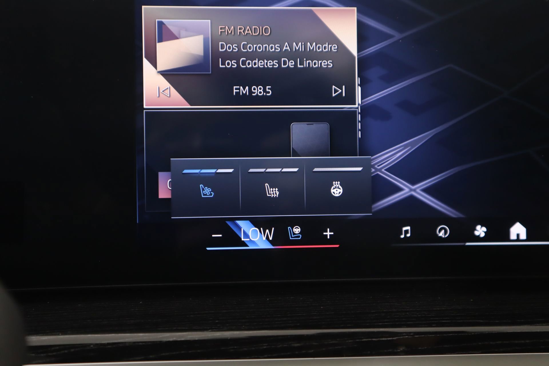 New 2026 BMW X7 xDrive40i w/ M Sport Package image 7