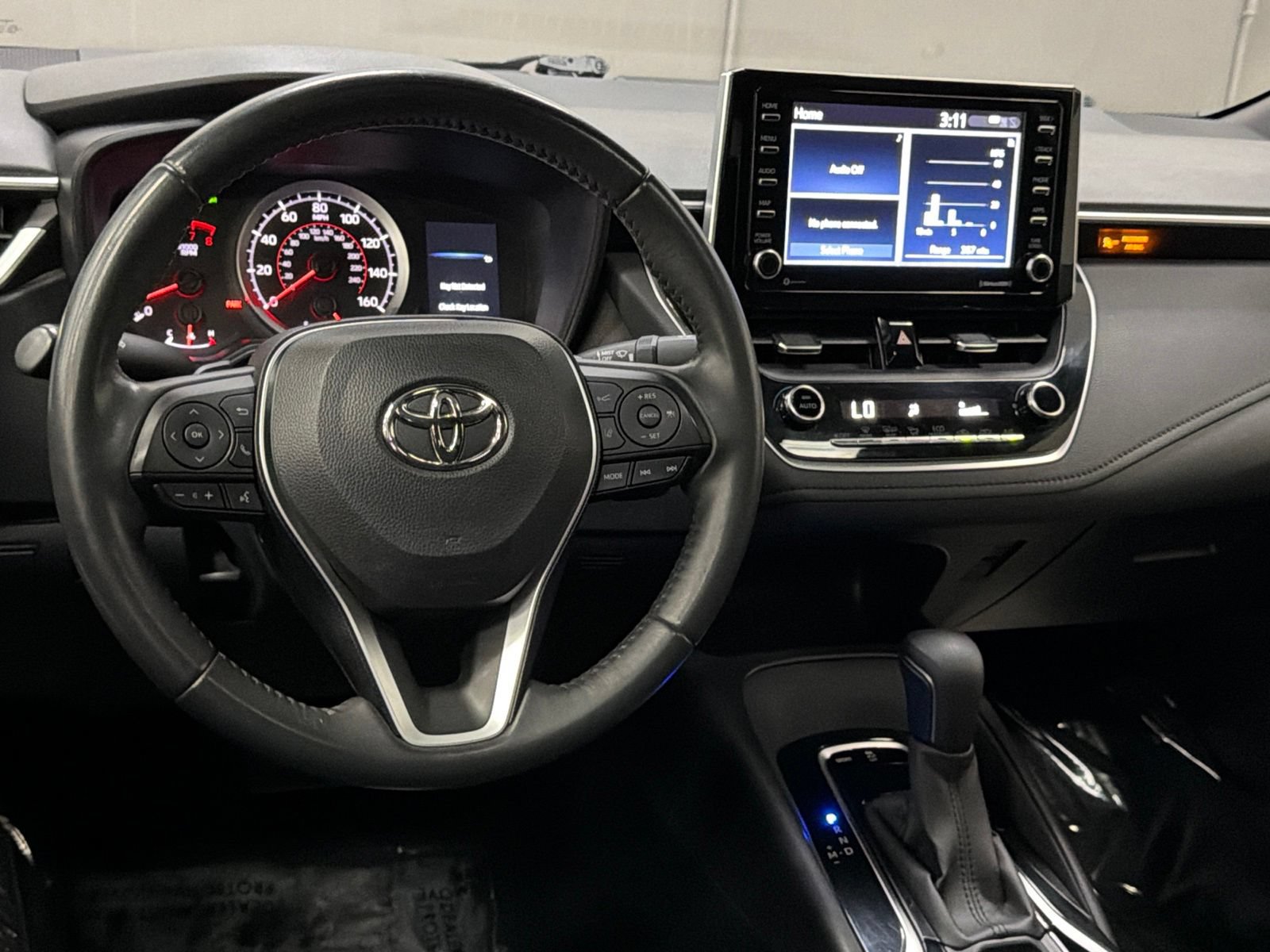 Used 2021 Toyota Corolla SE w/ SE Premium Package FWD image 32