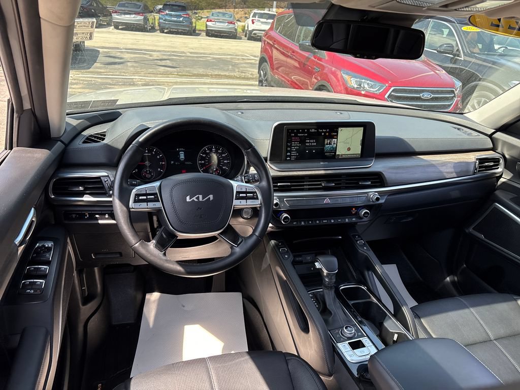 Used 2022 Kia Telluride EX w/ EX Premium Package AWD/4WD image 11