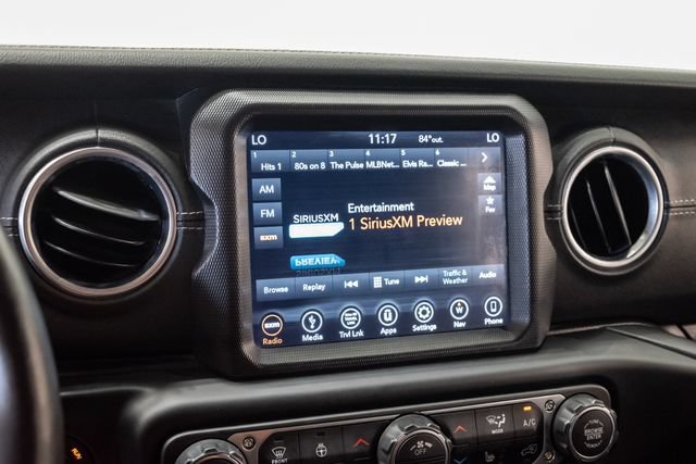 Used 2018 Jeep Wrangler Unlimited Sahara AWD/4WD image 16