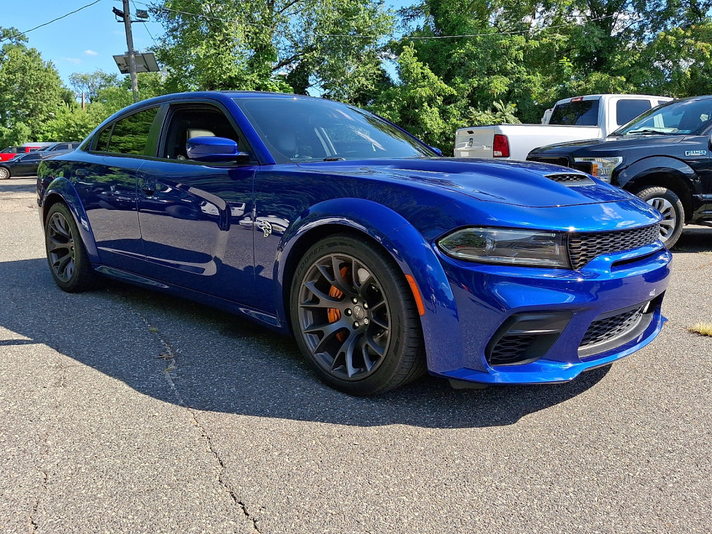 Used 2022 Dodge Charger SRT Hellcat w/ Alcantara Interior Package RWD image 6