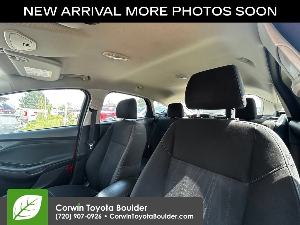 Used 2015 Ford Focus SE FWD image 12