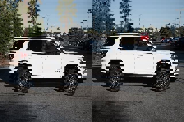 New 2026 GMC Terrain AT4 image 5