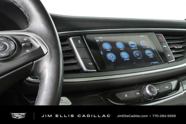 Used 2018 Buick Enclave Premium w/ Experience Buick Package FWD image 13