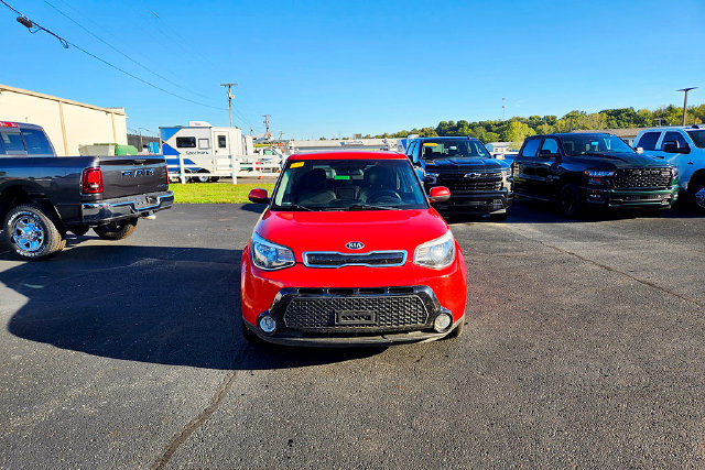 Used 2016 Kia Soul + FWD image 2
