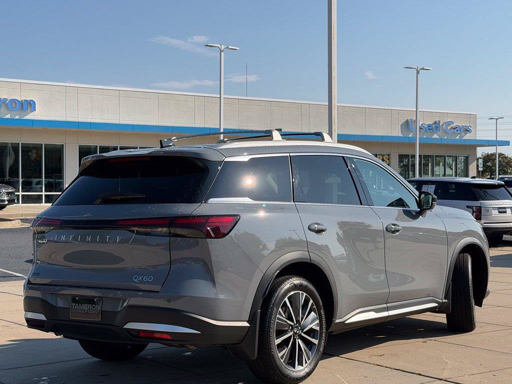 Used 2026 INFINITI QX60 Luxe w/ Cargo Package FWD image 4