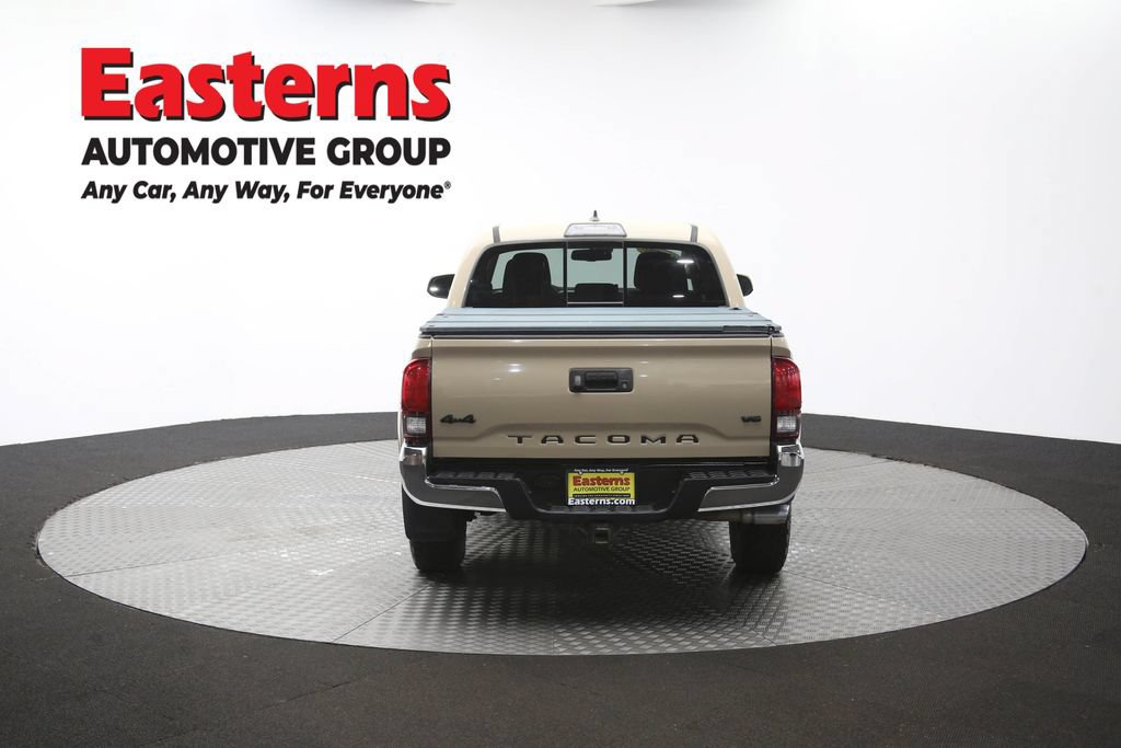 Used 2018 Toyota Tacoma SR5 AWD/4WD image 34