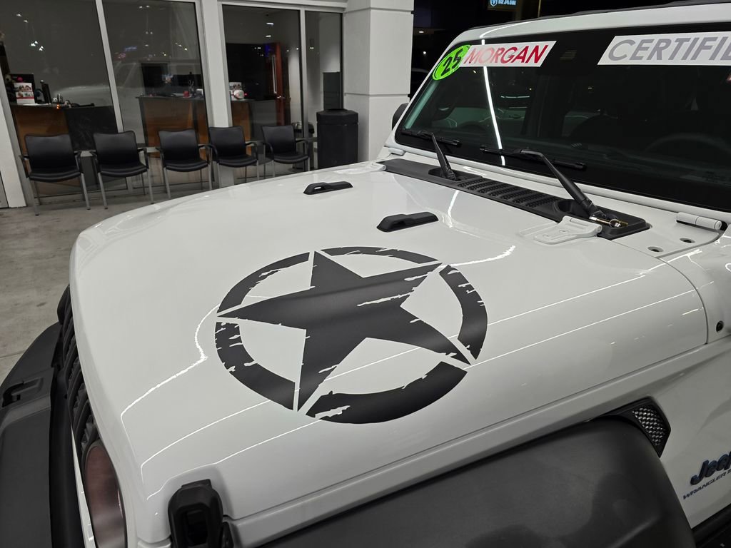 Used 2025 Jeep Wrangler Sport S image 10