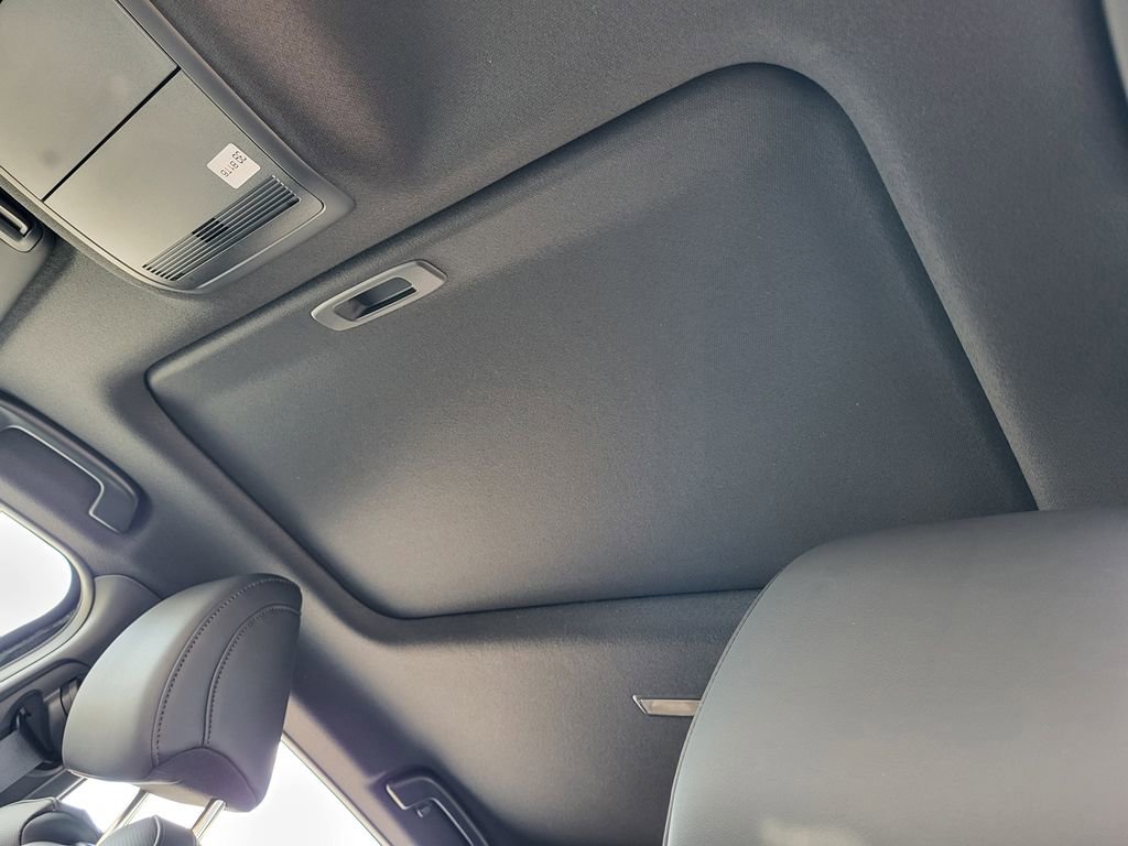 New 2025 MAZDA MAZDA3 Hatchback w/Premium Plus Pkg image 18