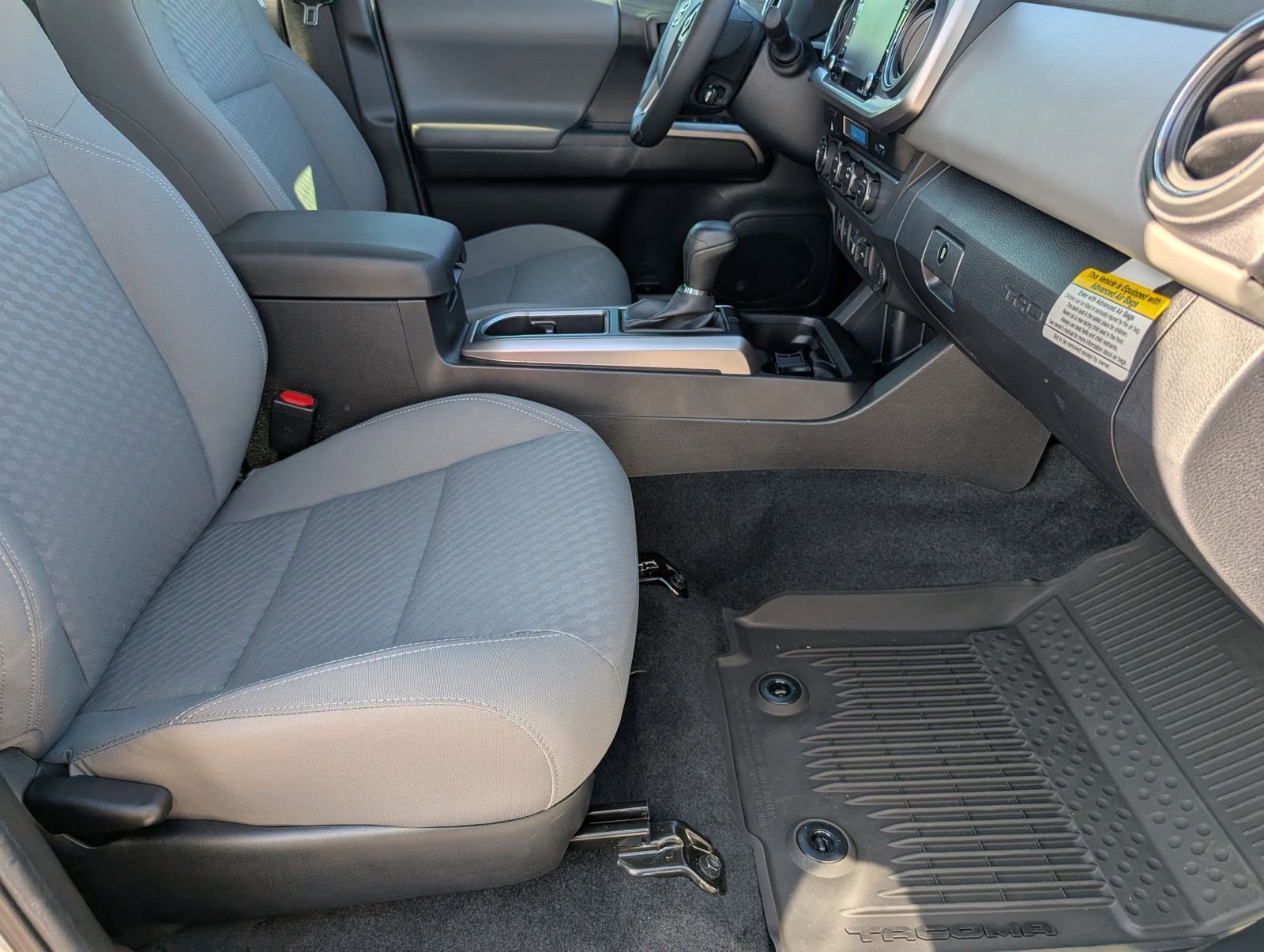 Used 2023 Toyota Tacoma SR5 AWD/4WD image 26