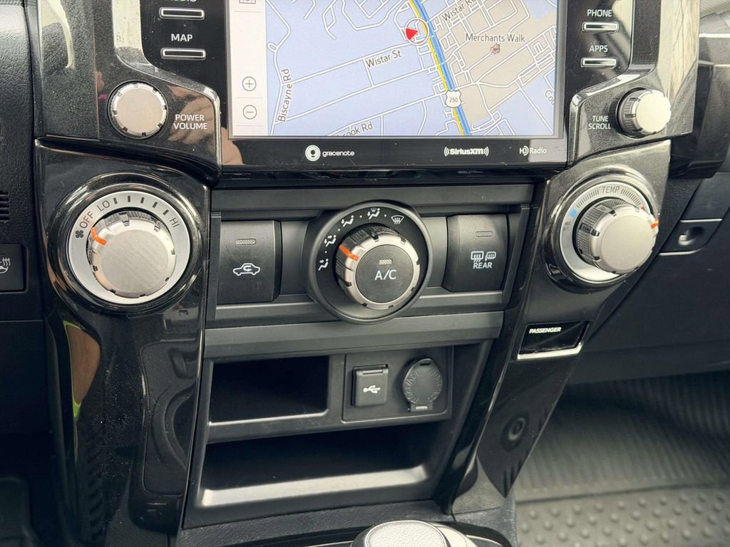 Certified 2023 Toyota 4Runner 40th Anniversary SE image 5