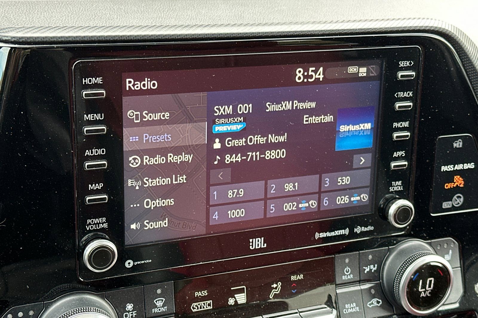 Used 2021 Toyota Highlander XSE image 15