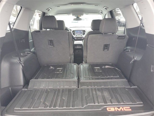 Used 2021 GMC Acadia SLE w/ Driver Convenience Package image 7