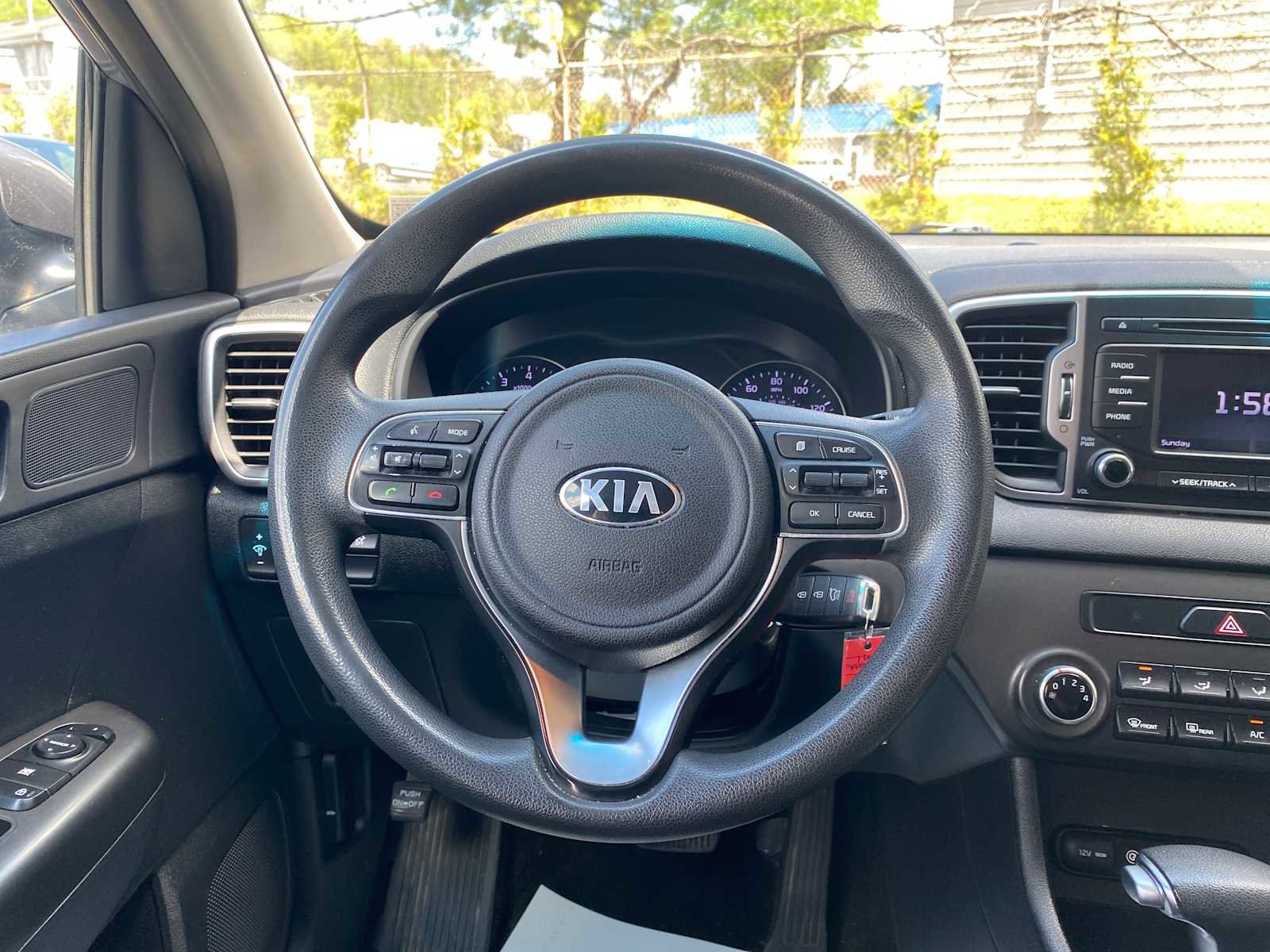 Used 2019 Kia Sportage LX AWD/4WD image 15