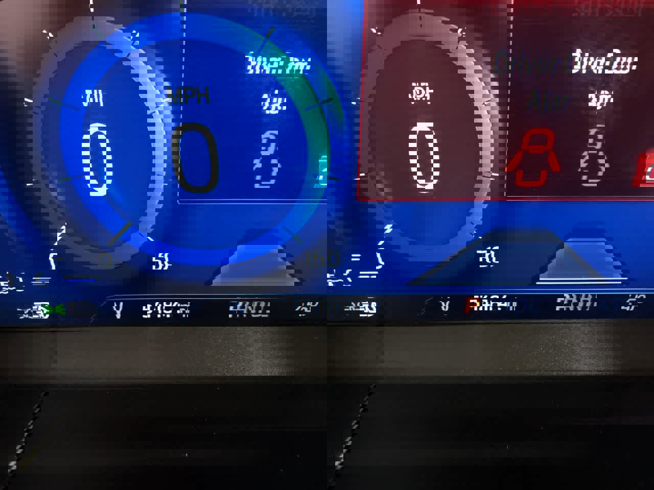 Used 2021 Ford Escape Titanium image 16