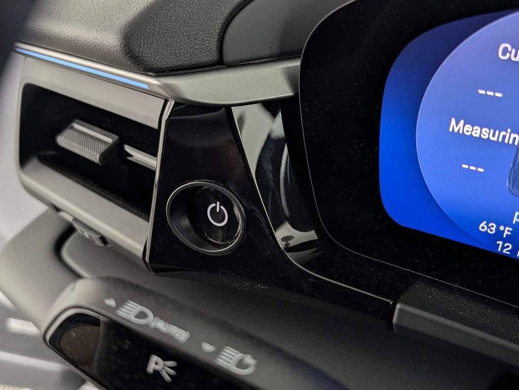 New 2026 Porsche Macan 4 Electric image 36