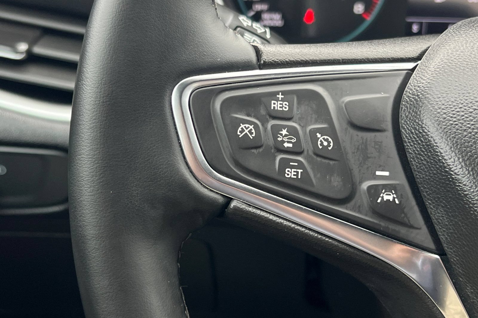 Used 2024 Chevrolet Malibu RS FWD image 25