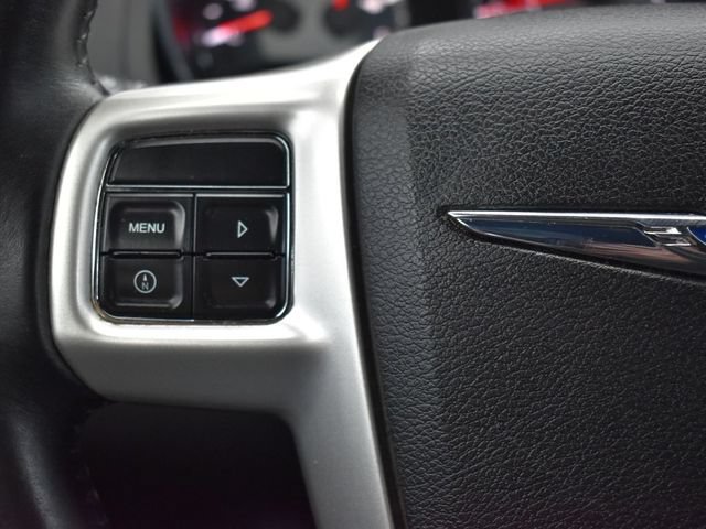 Used 2013 Chrysler 200 Touring FWD image 11