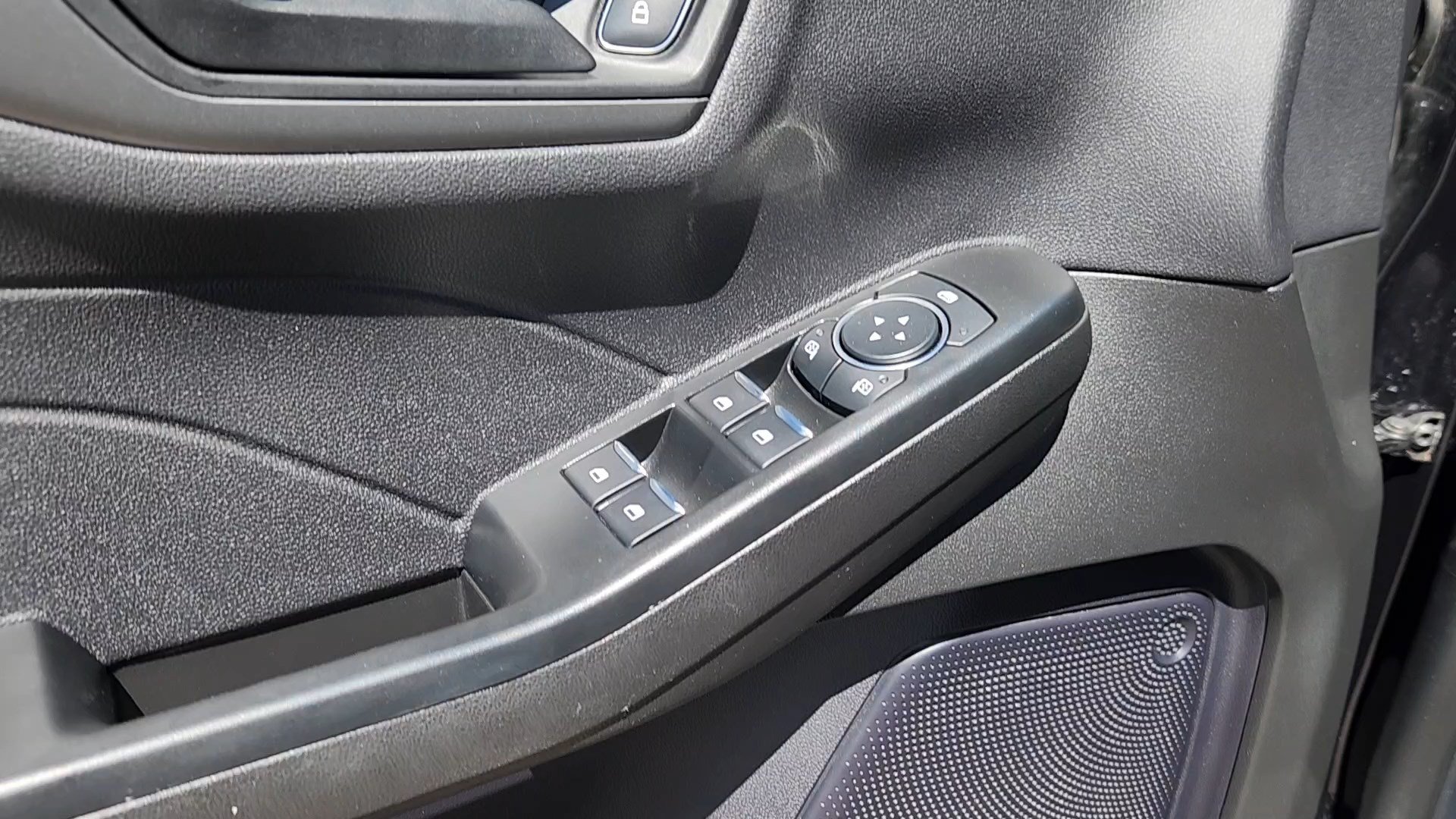 Certified 2024 Ford Escape Active AWD/4WD image 24
