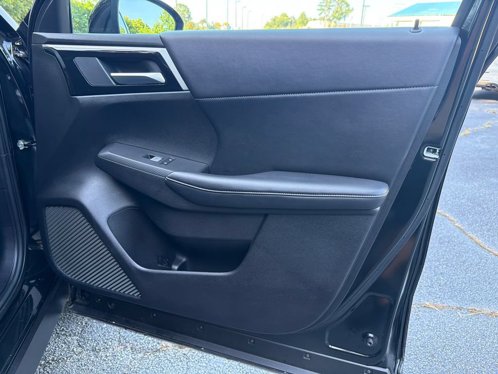 Used 2024 Mitsubishi Outlander SE AWD/4WD image 14