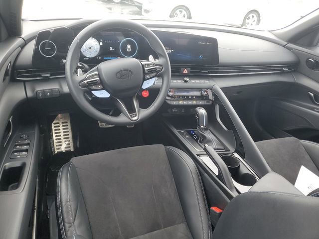 Used 2025 Hyundai Elantra N image 11