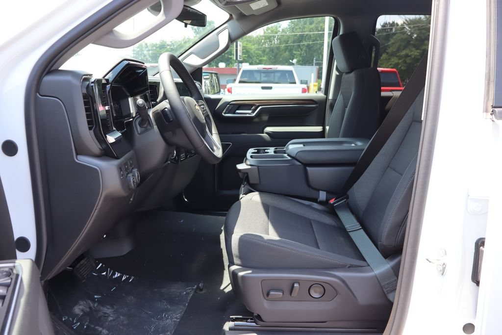 New 2026 Chevrolet Silverado 1500 LT AWD/4WD image 6
