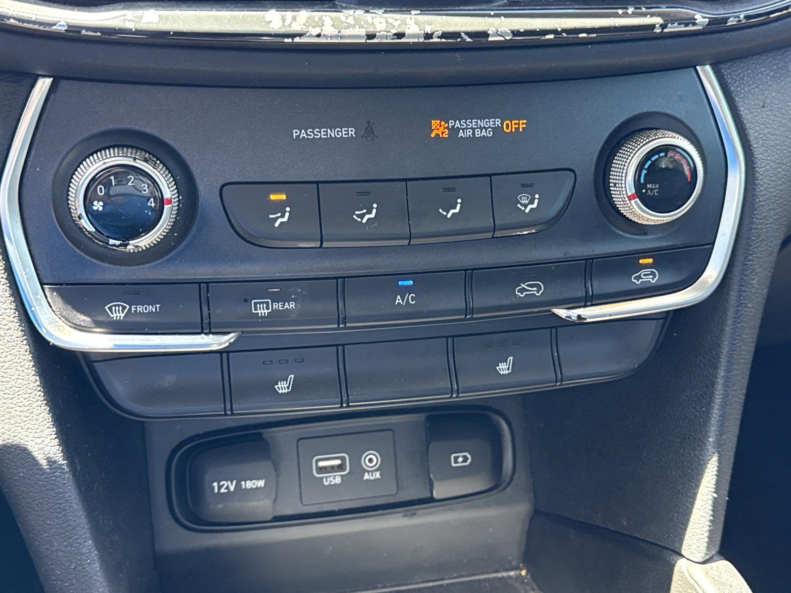 Used 2020 Hyundai Santa Fe SEL image 23