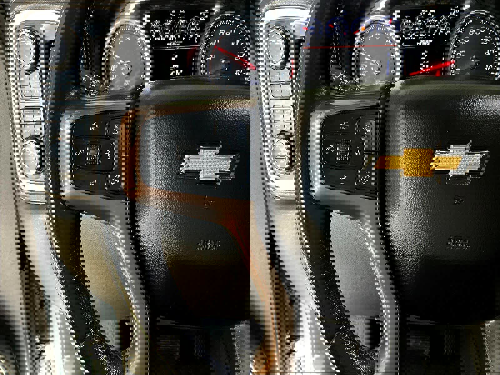 Used 2020 Chevrolet Silverado 1500 High Country w/ Technology Package image 23