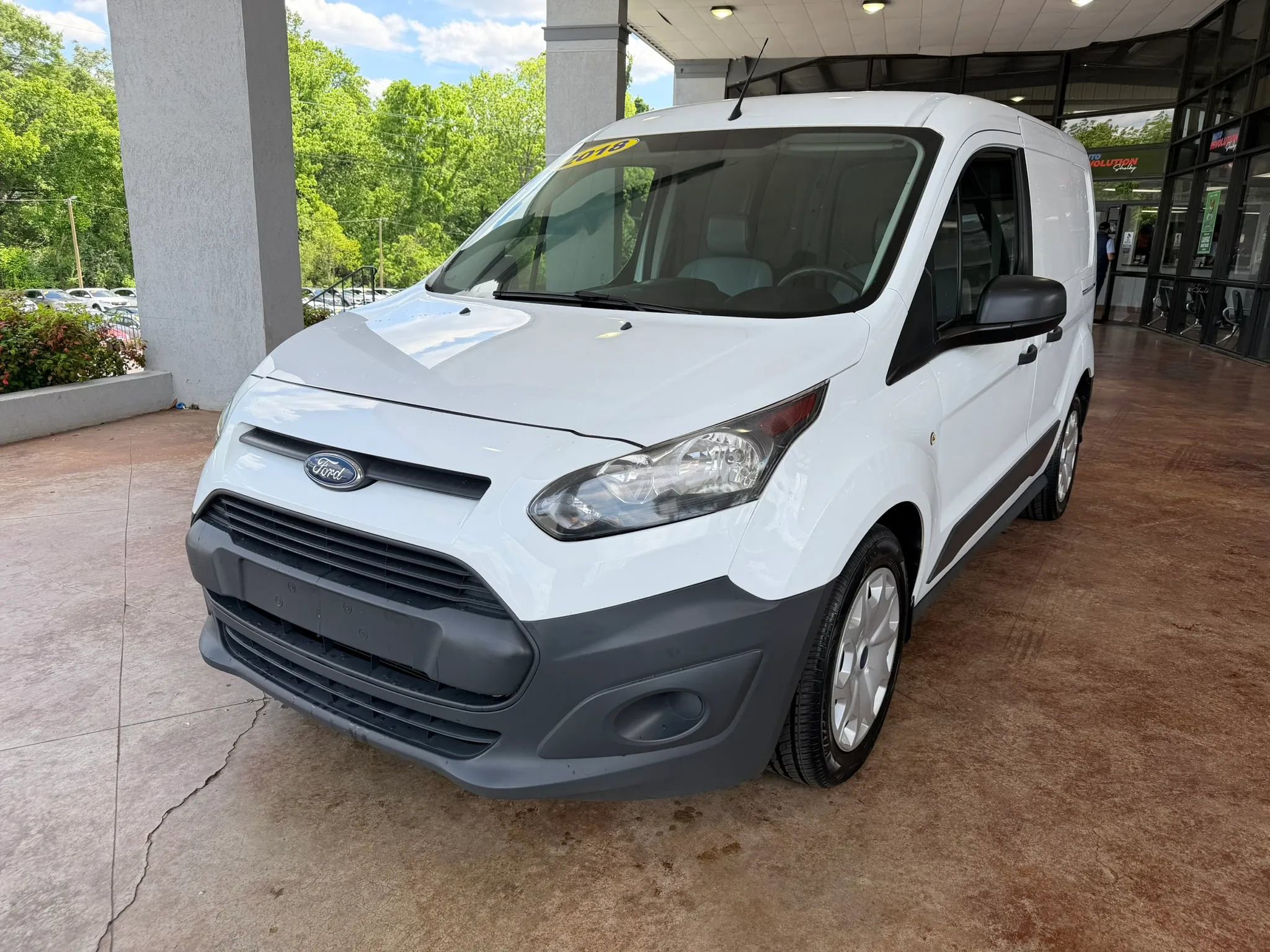 Used 2018 Ford Transit Connect XL FWD image 3