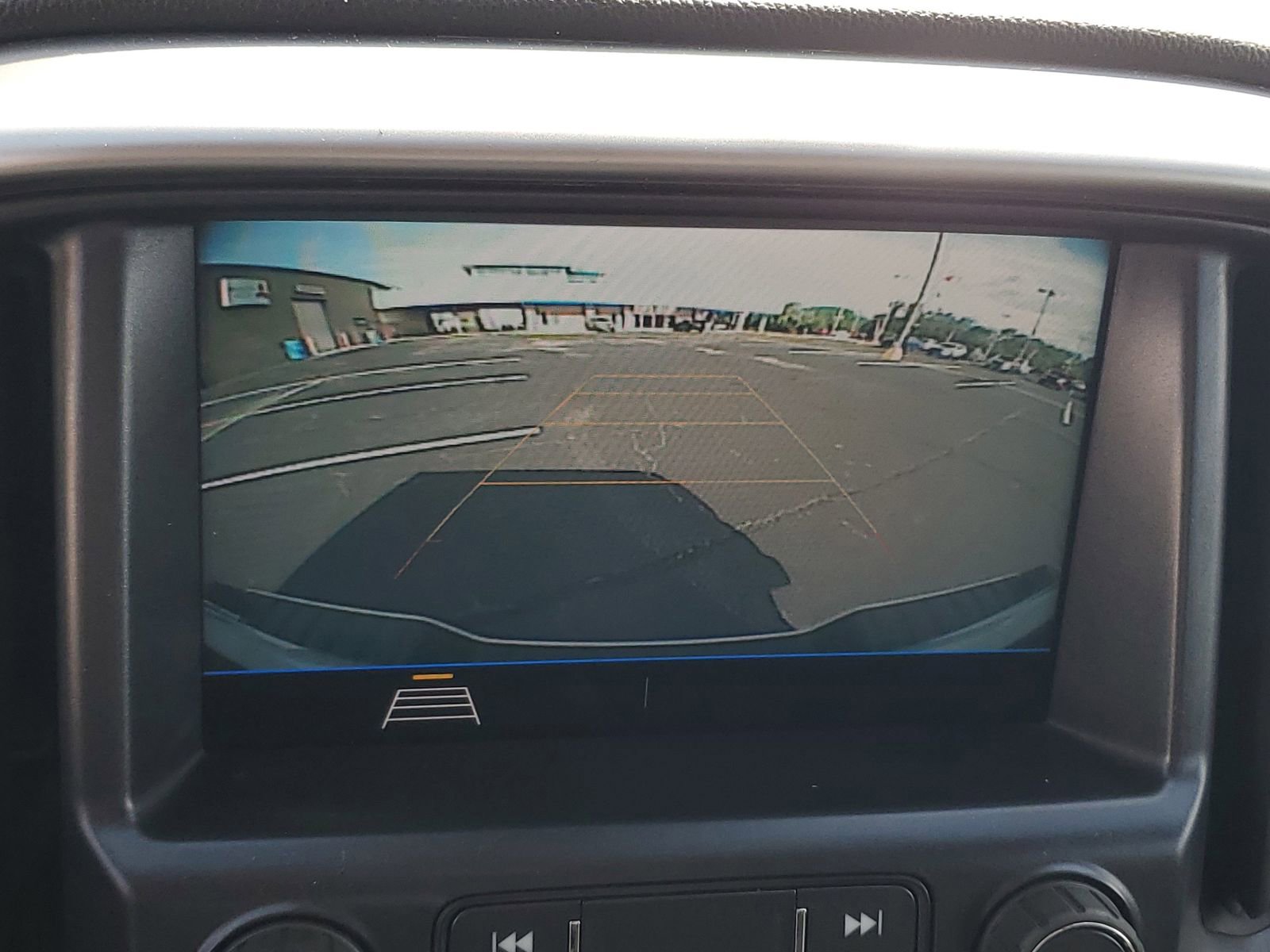 Used 2022 Chevrolet Colorado LT w/ Fleet Safety Package RWD image 17