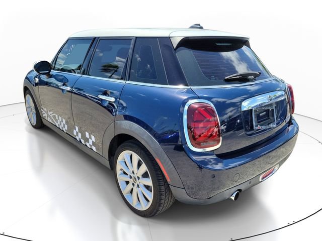 Used 2019 MINI Cooper 4-Door Hardtop w/ Signature Upholstery Package image 3