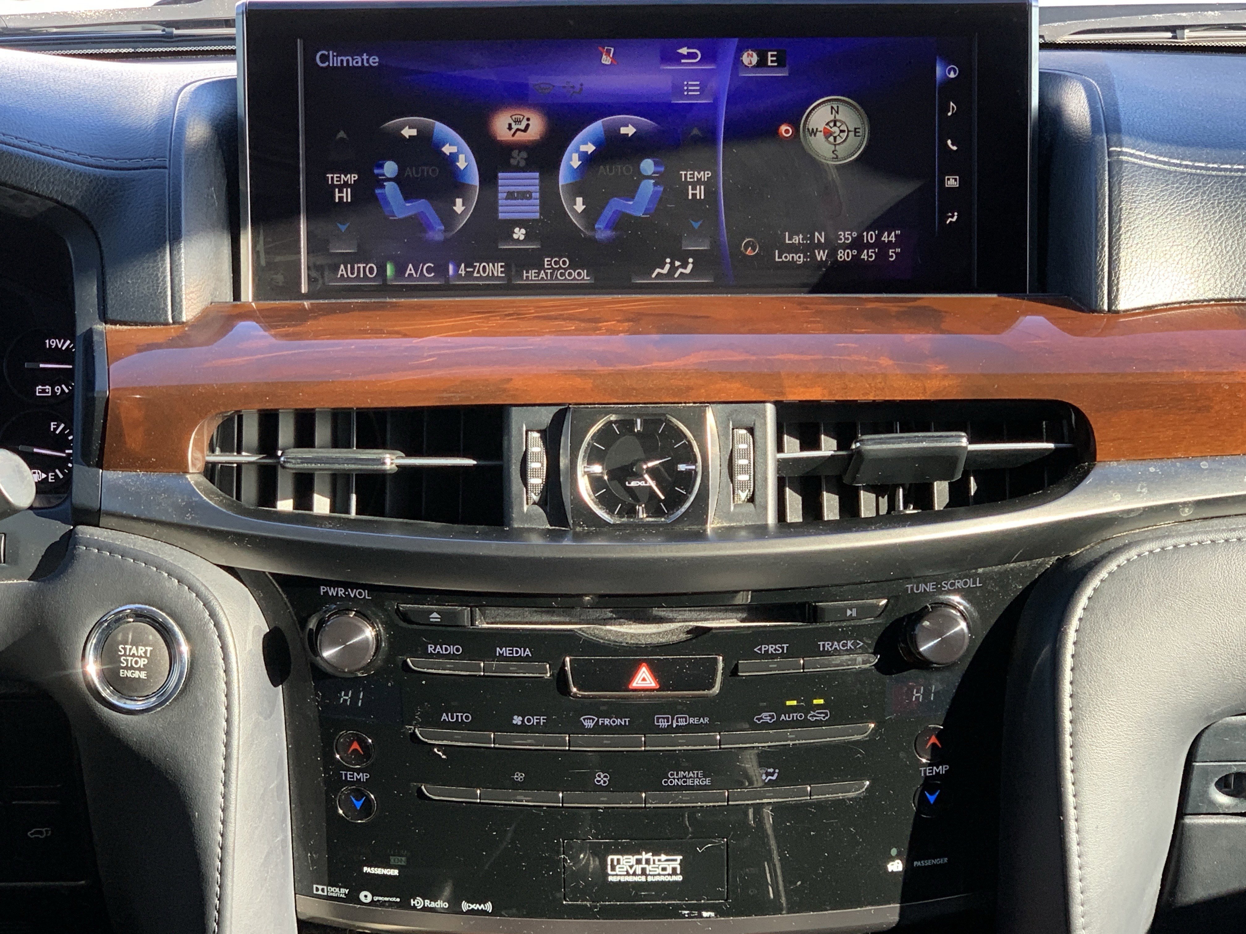 Used 2017 Lexus LX 570 4WD image 30