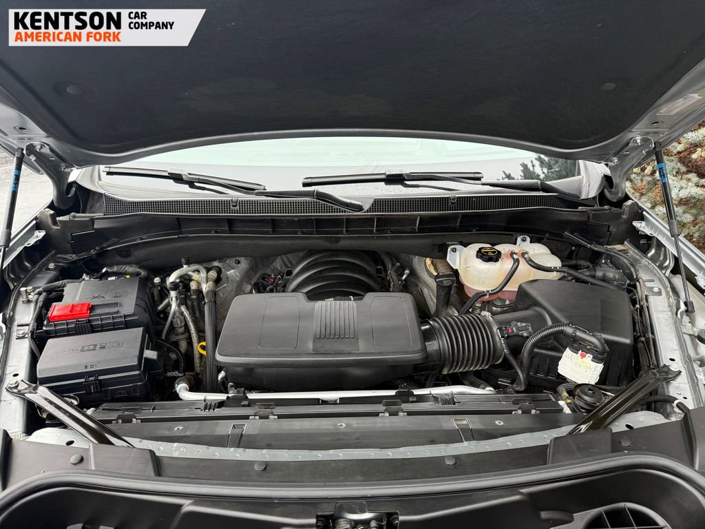 Used 2025 Chevrolet Suburban High Country image 44