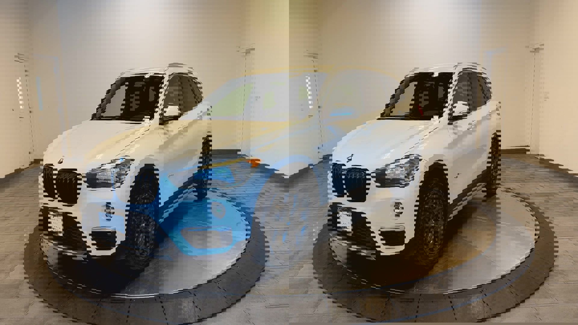 Used 2016 BMW X1 xDrive28i image 4