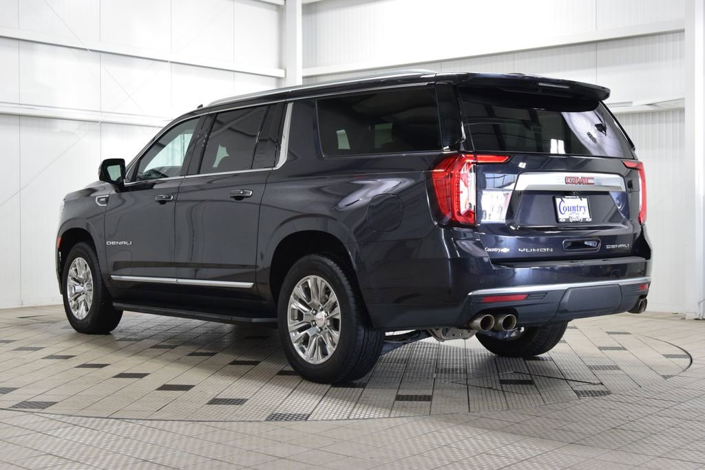 Used 2024 GMC Yukon XL Denali w/ Advanced Technology Package image 6