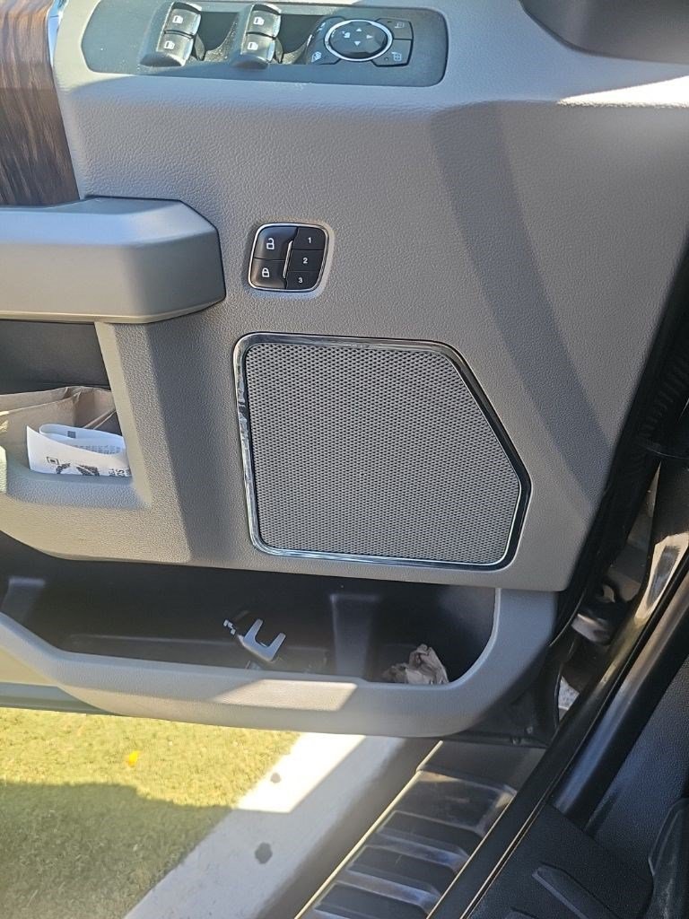 Used 2018 Ford F150 Lariat w/ Equipment Group 501A Mid AWD/4WD image 12