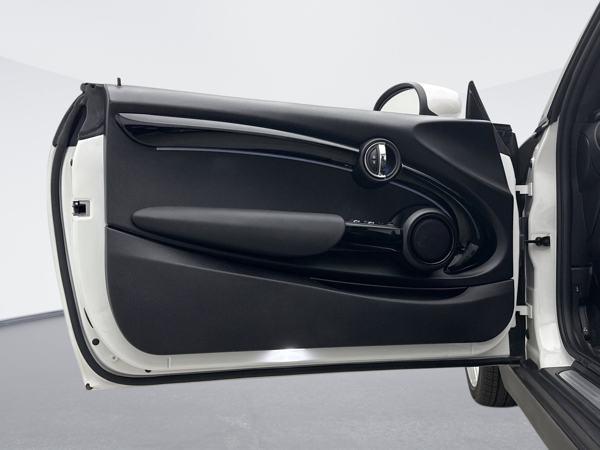 Used 2024 MINI Cooper S image 9