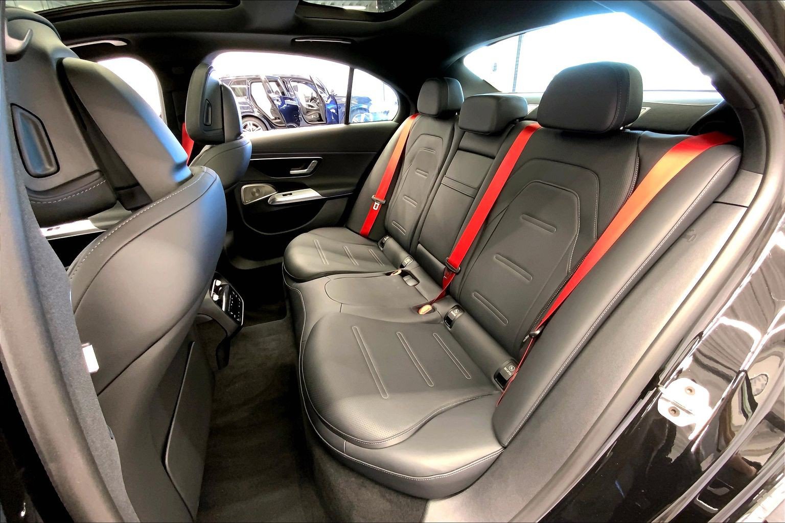 Used 2025 Mercedes-Benz E 53 AMG e 4MATIC Sedan image 22