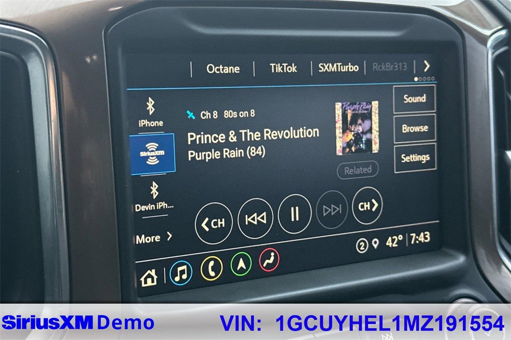 Used 2021 Chevrolet Silverado 1500 High Country w/ Technology Package image 29