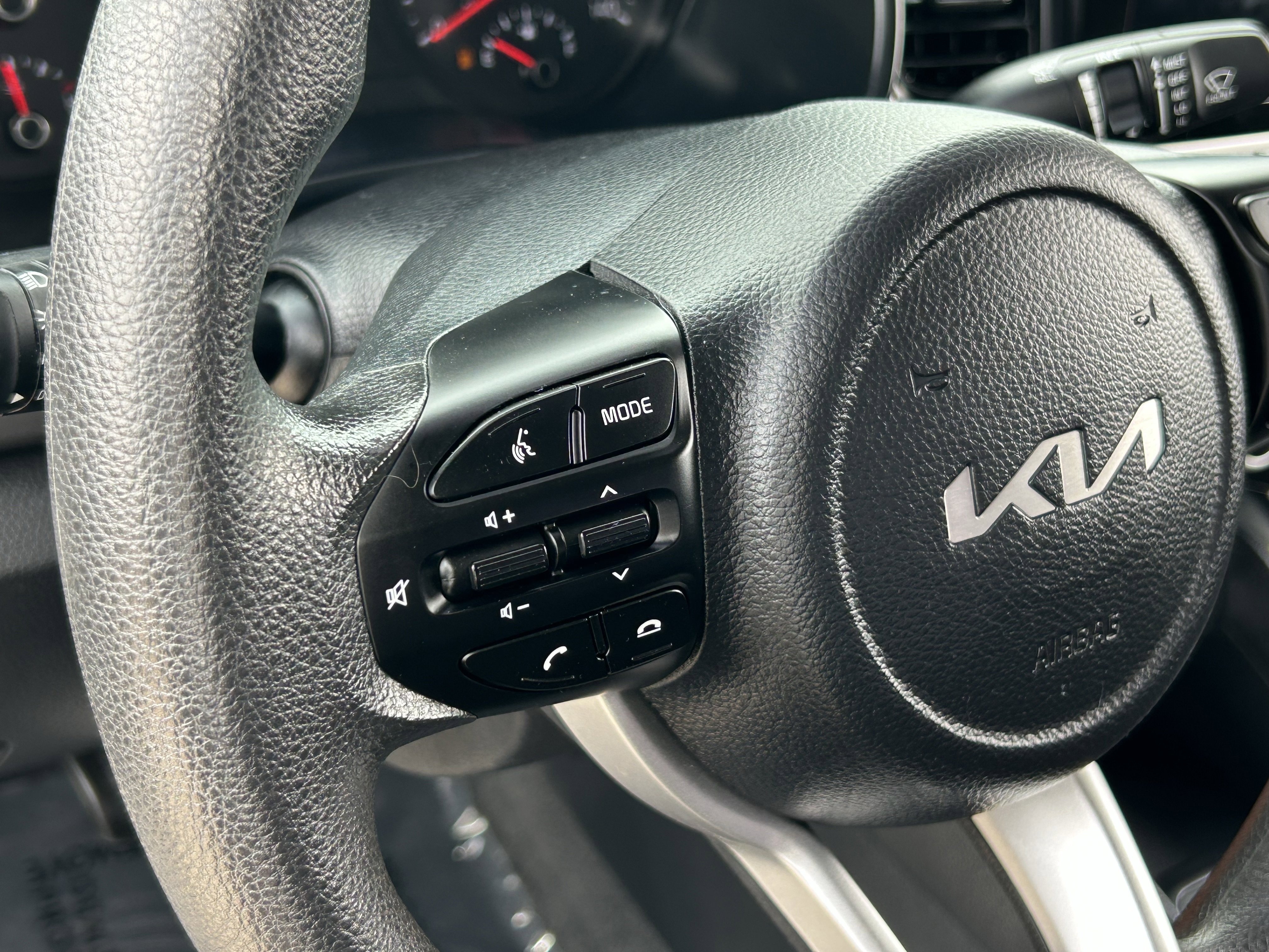 Used 2023 Kia Rio S image 23