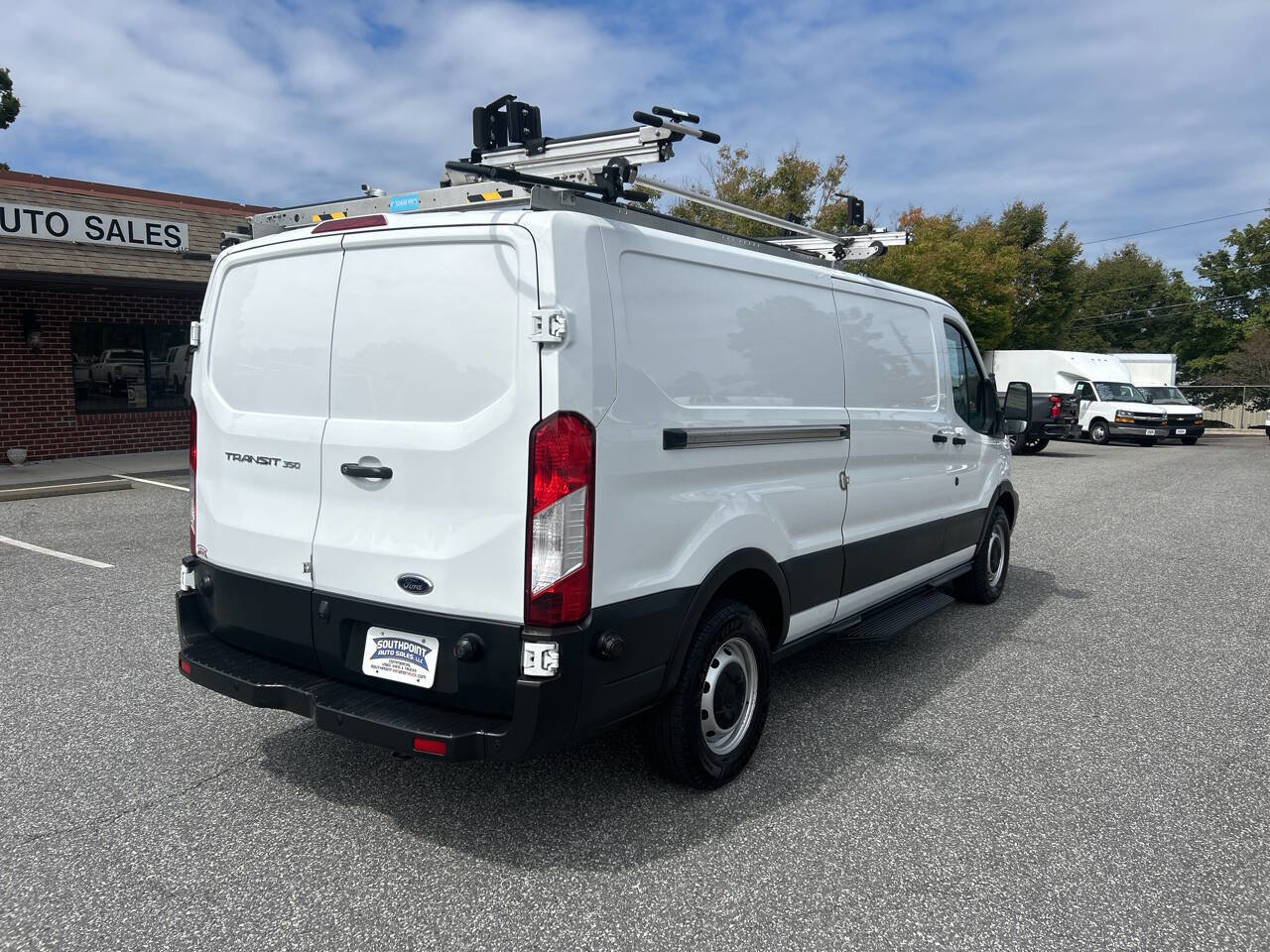 Used 2019 Ford Transit 350 148 Low Roof RWD image 9