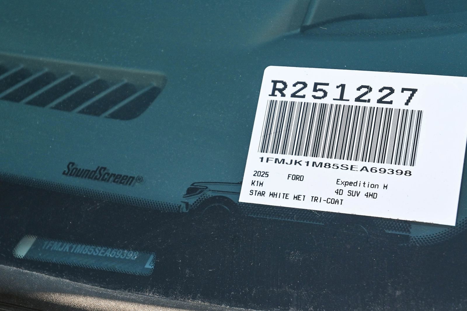 New 2025 Ford Expedition Max Platinum w/ Stealth Appearance Package image 36