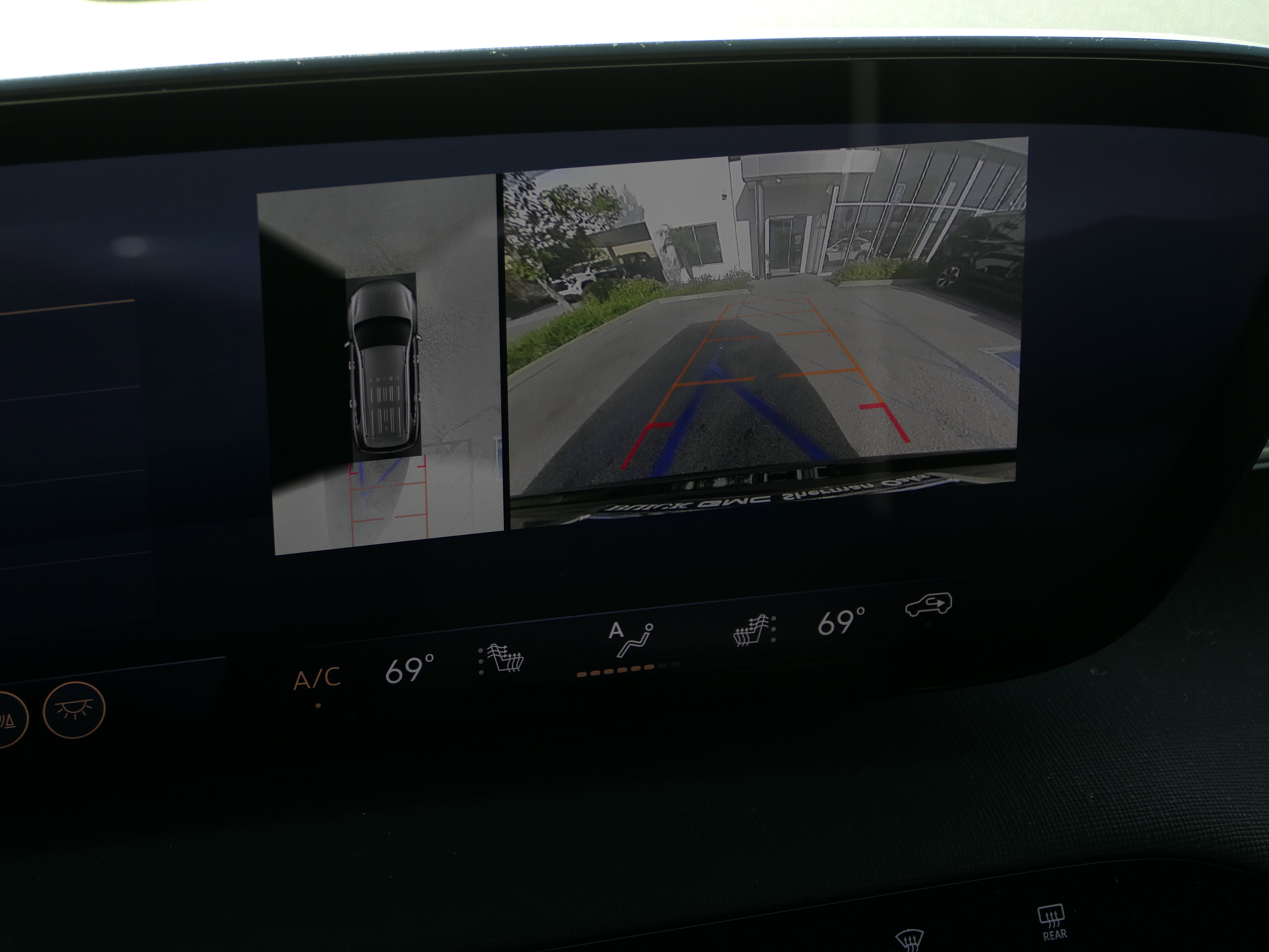 New 2026 Buick Enclave Preferred w/ Power Package image 21