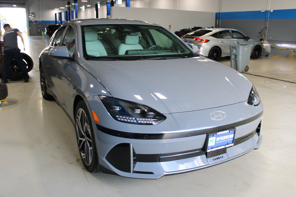 Used 2023 Hyundai Ioniq 6 SEL AWD/4WD image 3