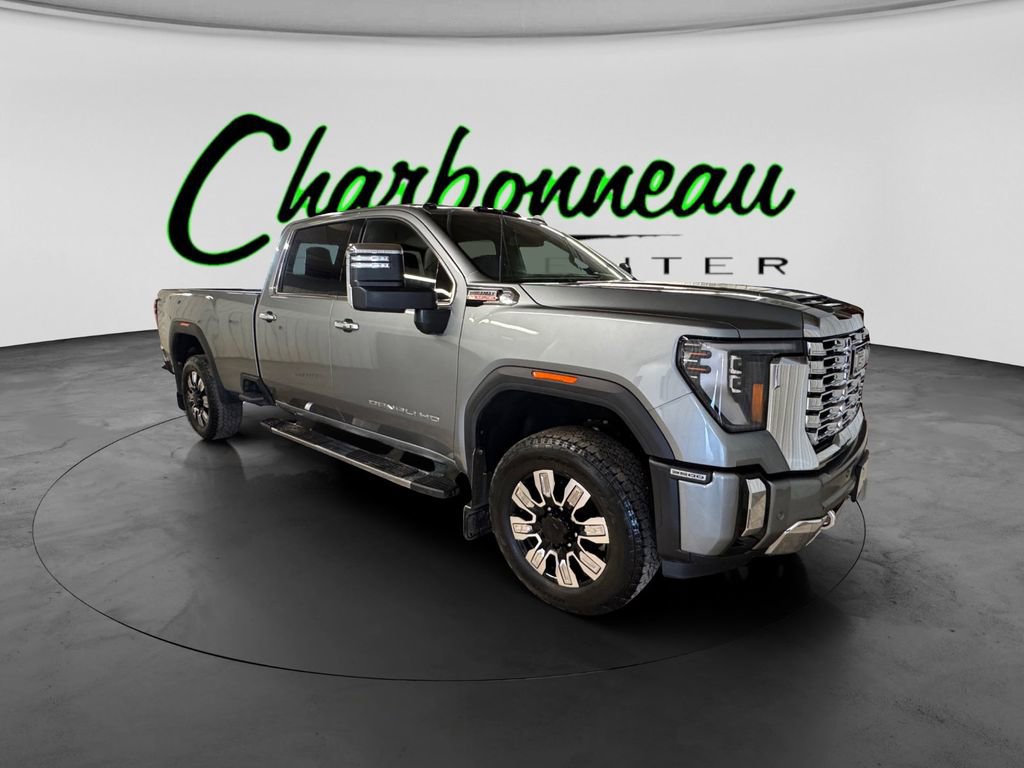 Used 2024 GMC Sierra 3500 Denali image 7